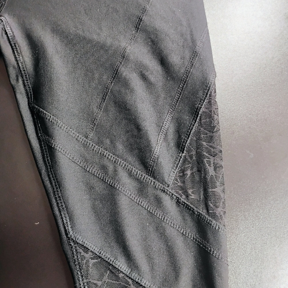 RBX CR6568 Black Lace Panel High Waist Capri Leggings Size Medium - Picture 14 of 16